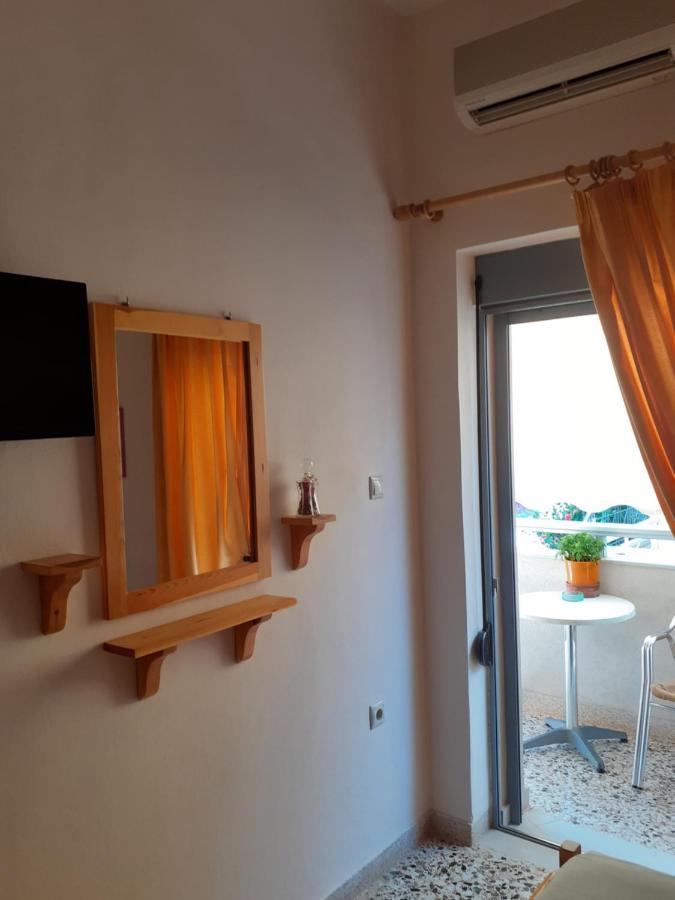 Kritikos Rooms Monemvasía Esterno foto