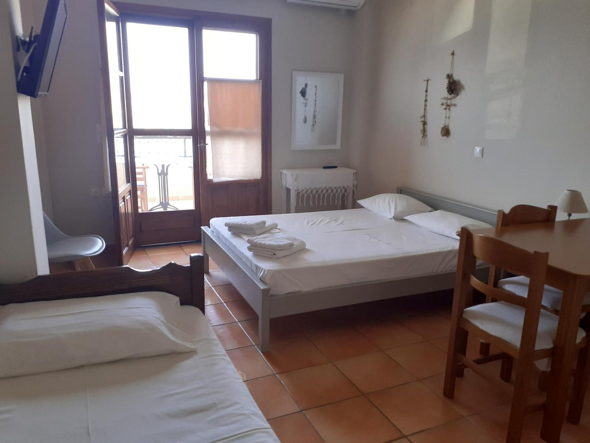 Kritikos Rooms Monemvasía Esterno foto