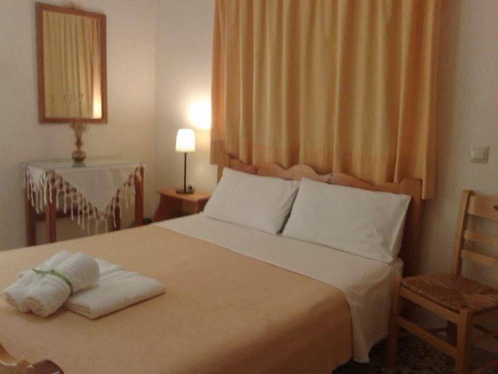 Kritikos Rooms Monemvasía Esterno foto